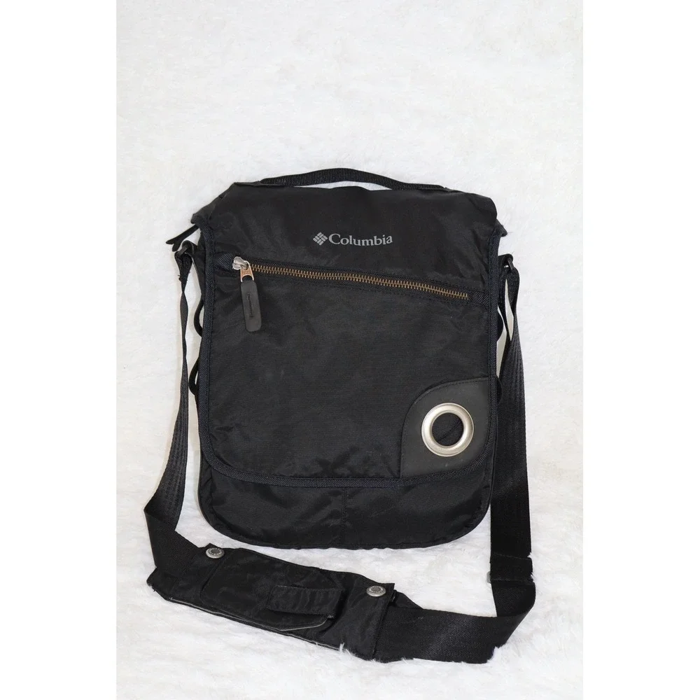 Columbia Sportswear Black Nylon Crossbody Messenger Bag
